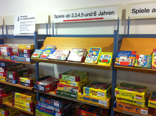 図書館とボードゲーム　〜ドイツの図書館見学レポートを交えて〜